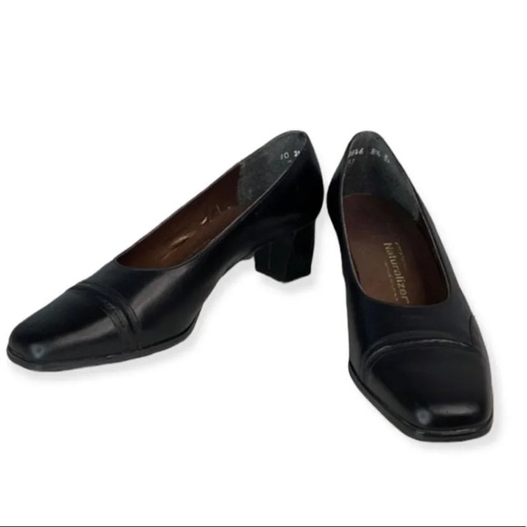 NATURALIZER Black Leather Square Toe Block Heel Pumps Parisian Size 8.5 Narrow - Picture 2 of 11